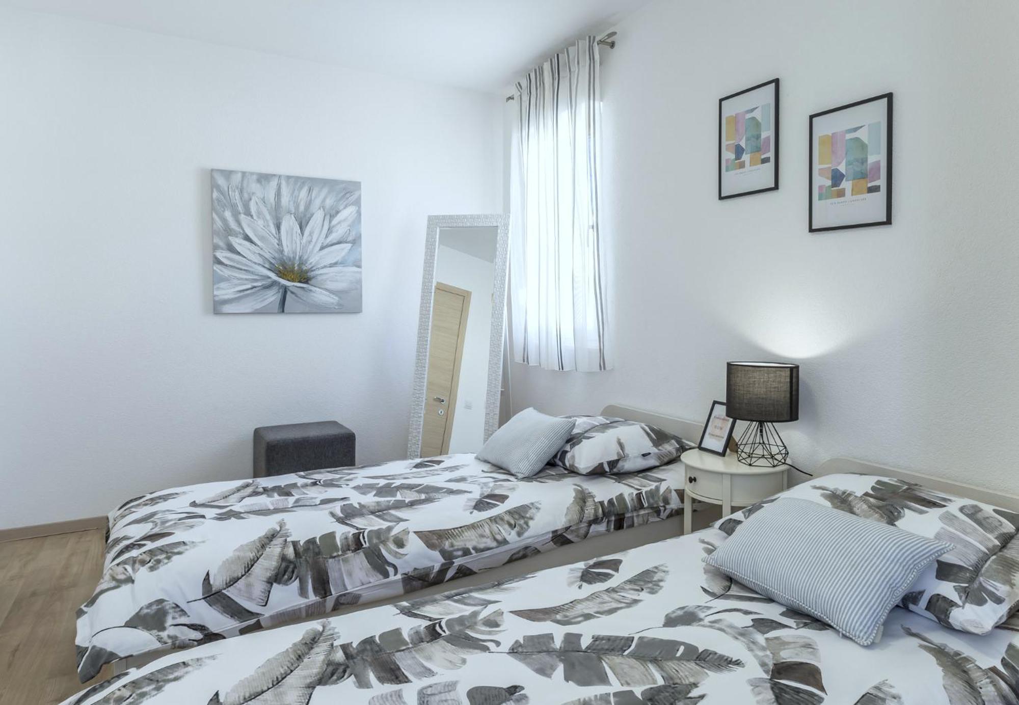 Iris Beach Apartments Kaštela Cameră foto